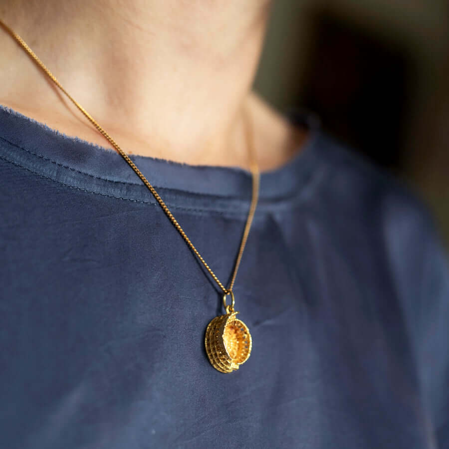 COLOSSEUM - PENDANT - GOLD - Image 2