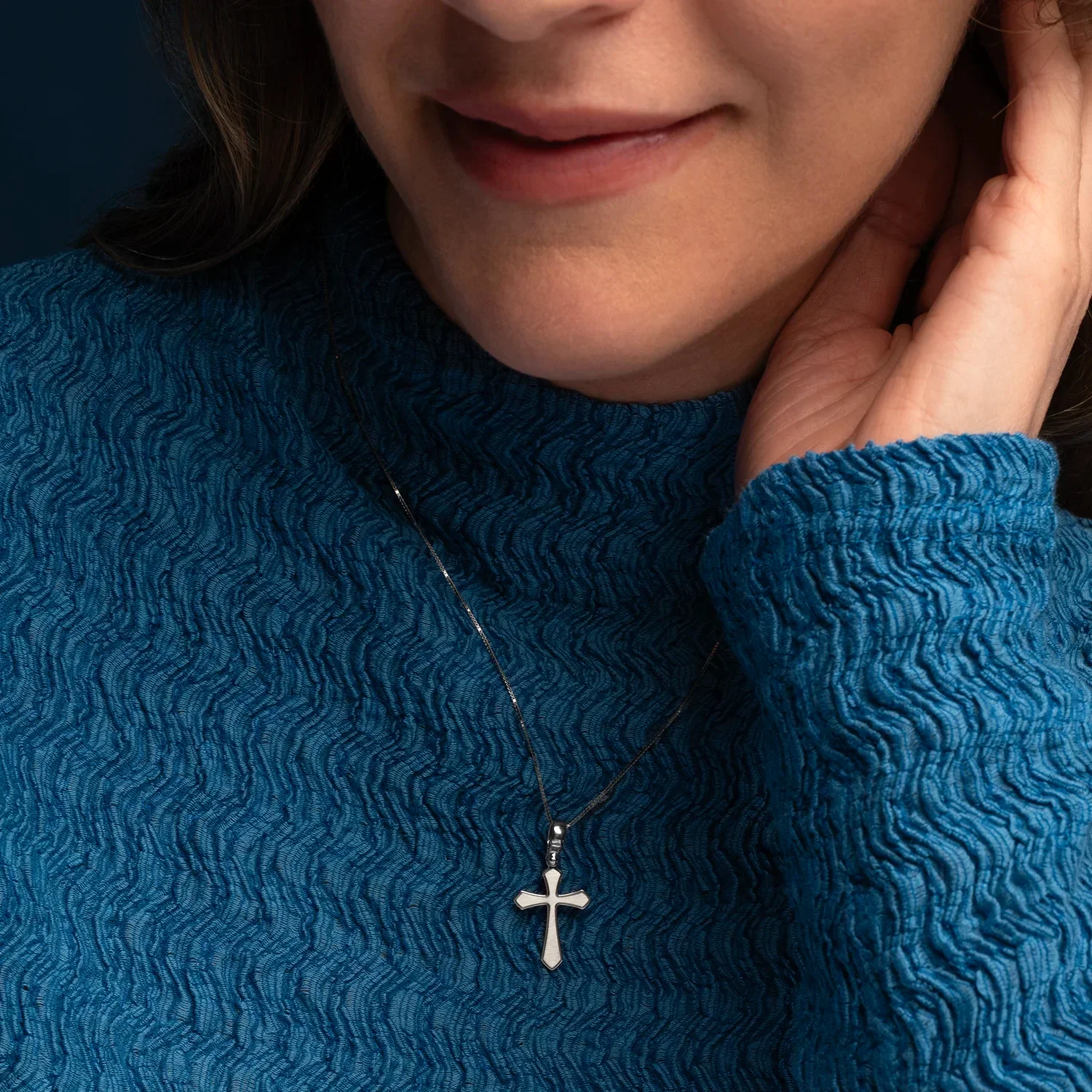 CROSS PENDANT - SILVER - Image 2
