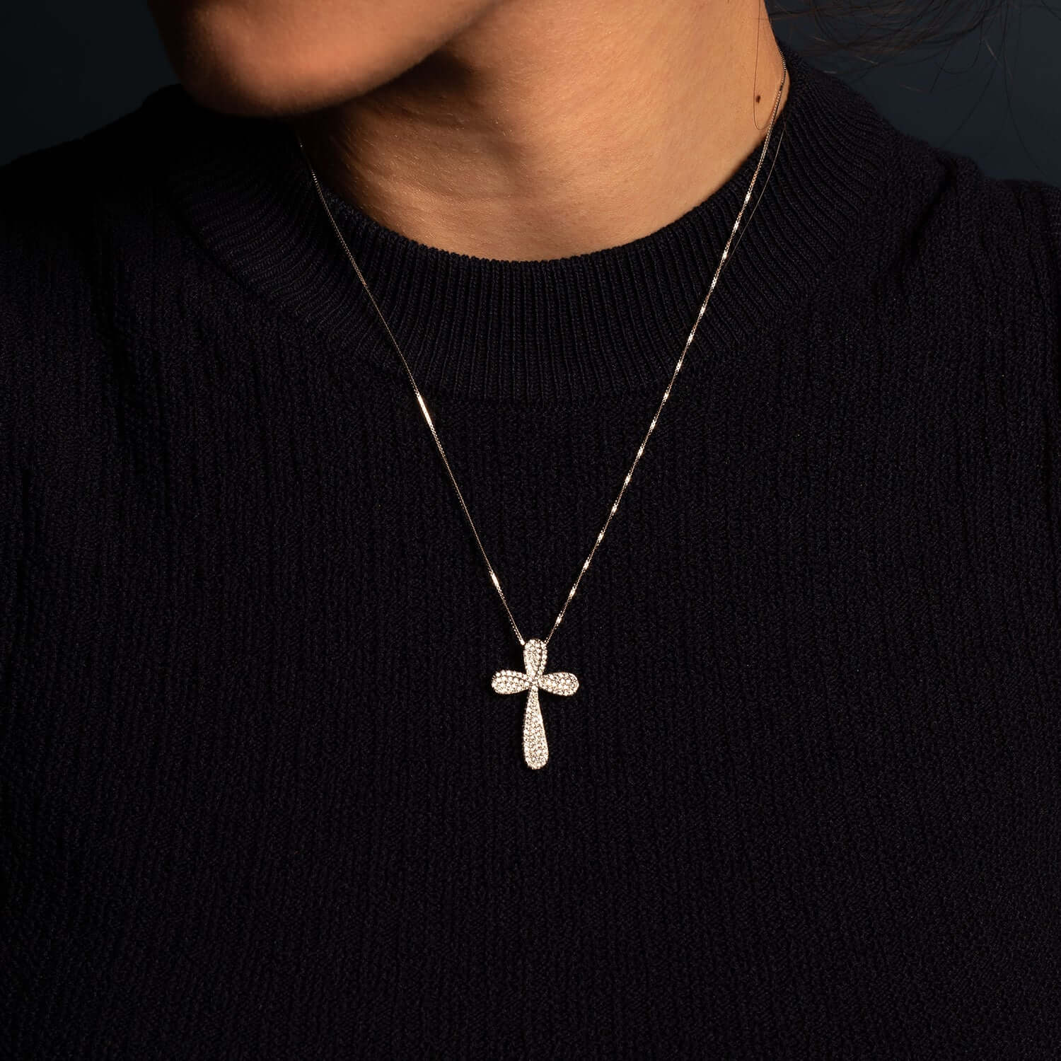 CROSS PENDANT - SILVER AND ZIRCONIA - Image 3