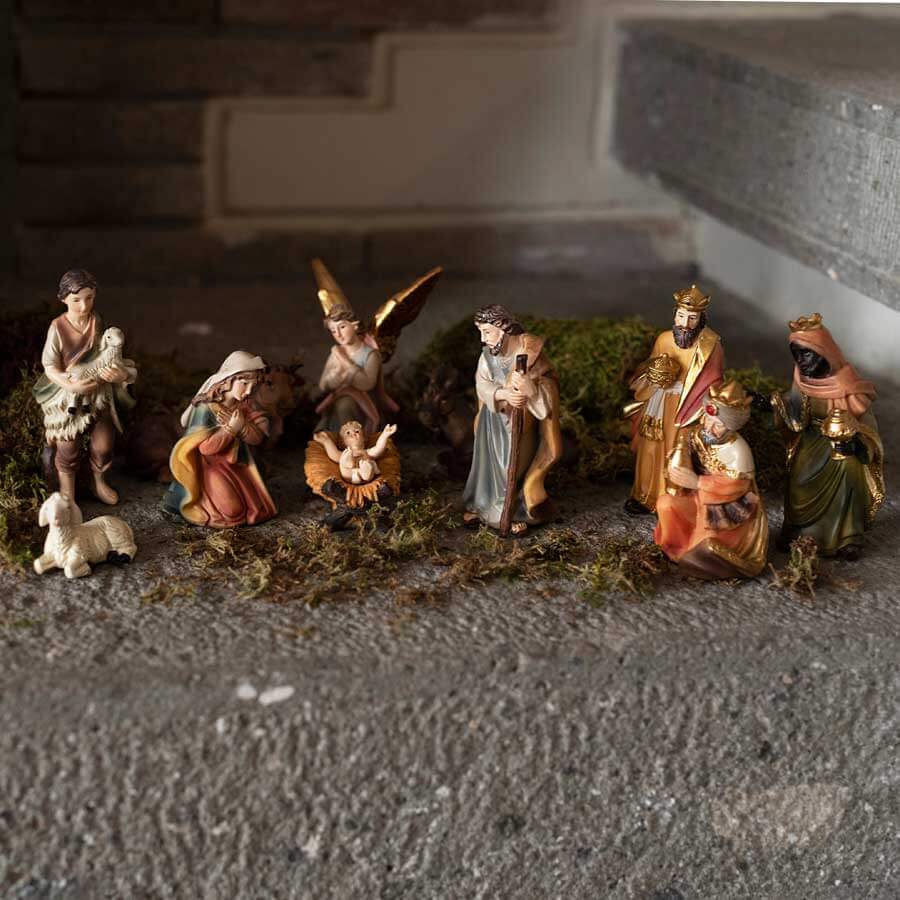 NATIVITY FIGURES - CHRISTMAS NATIVITY - RESIN - Image 2