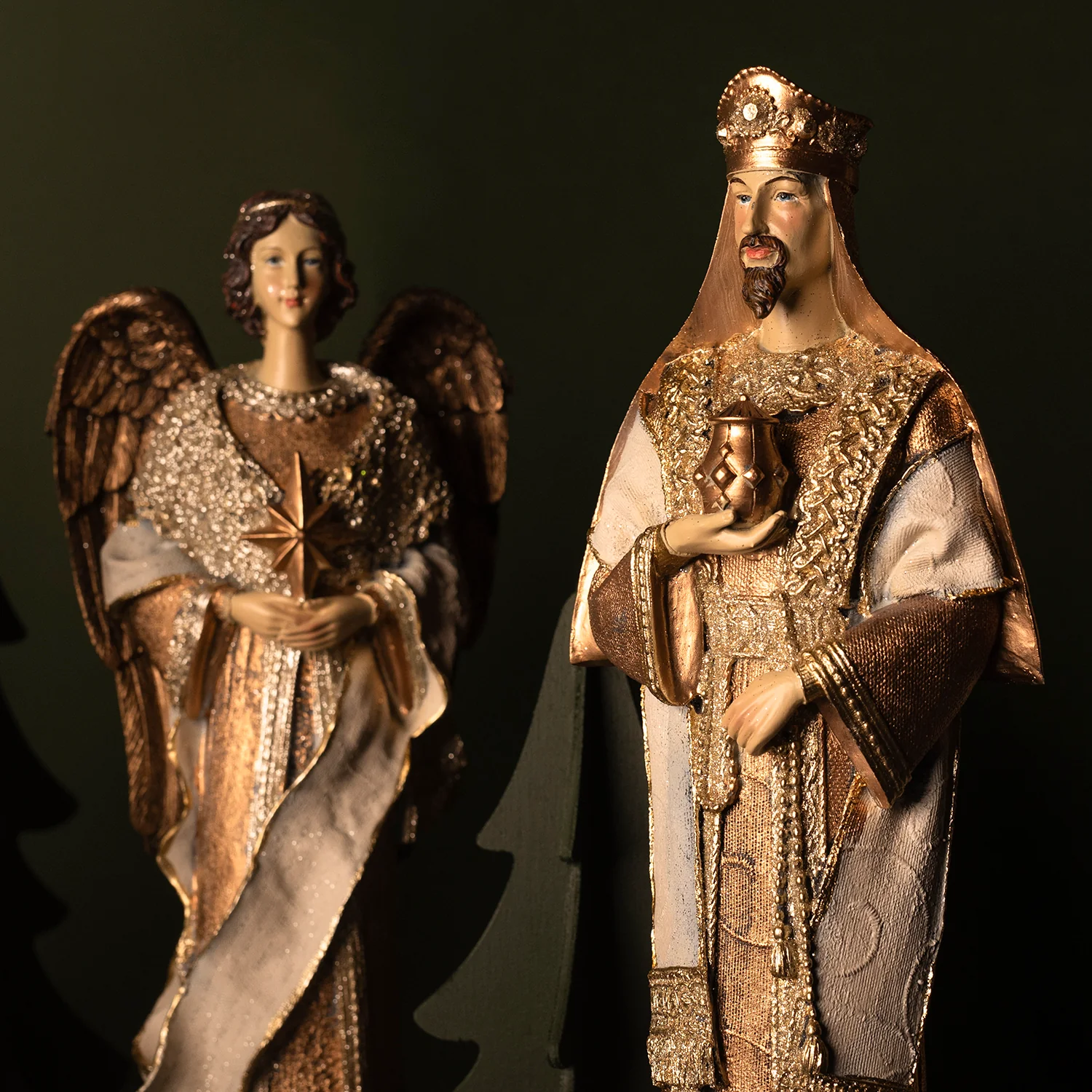 NATIVITY SET - TALL FIGURINES - RESIN - Image 4