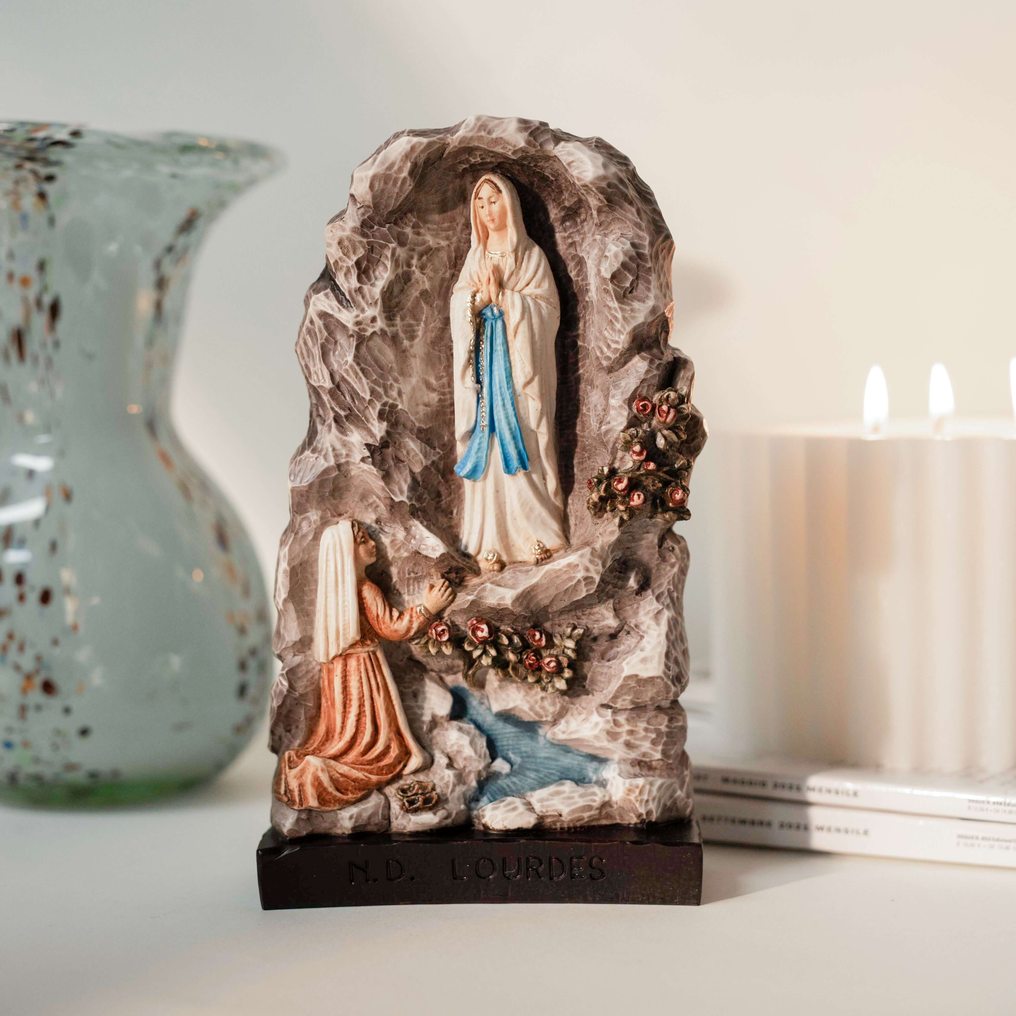 OUR LADY OF LOURDES - STATUE - RESIN - Image 2