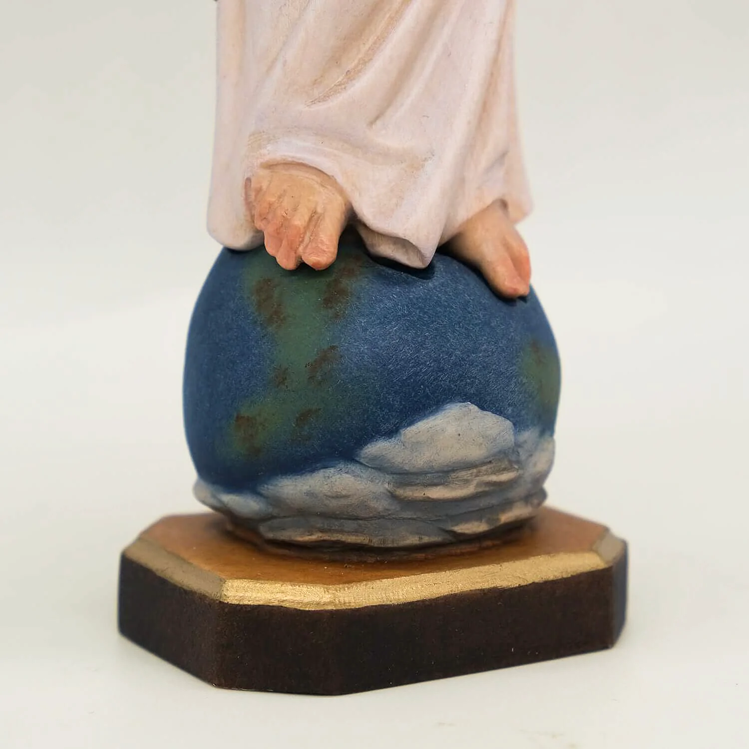 RESURRECTED JESUS - STATUE - WOOD - Image 4