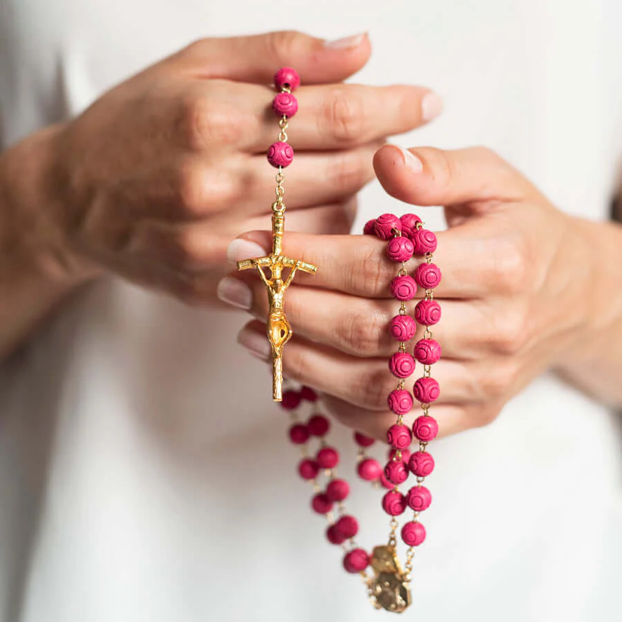 SCENTED ROSE PETAL ROSARY - METAL - Image 2