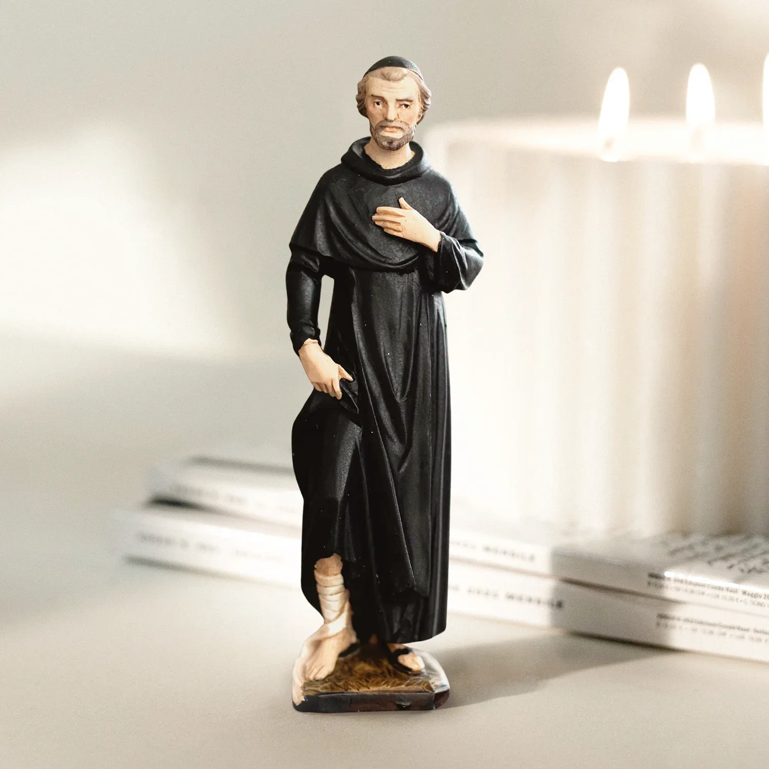 ST PEREGRINE - STATUE - RESIN - Image 2