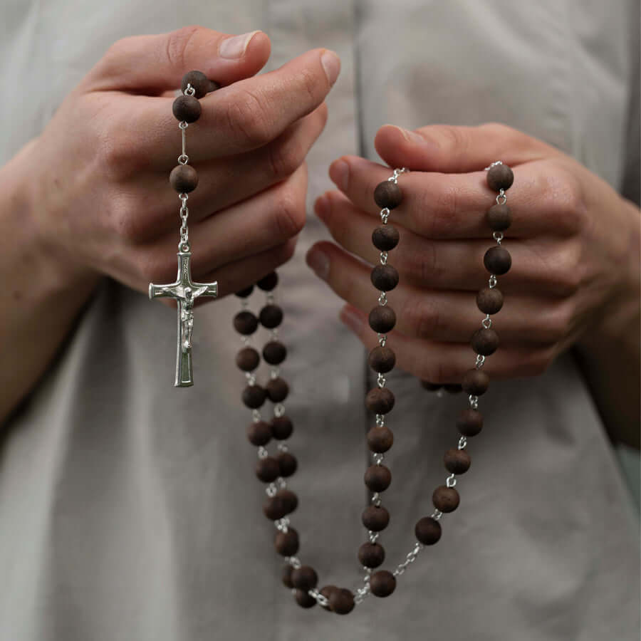 BLACK WOOD BEADS ROSARY - SILVER - Image 2